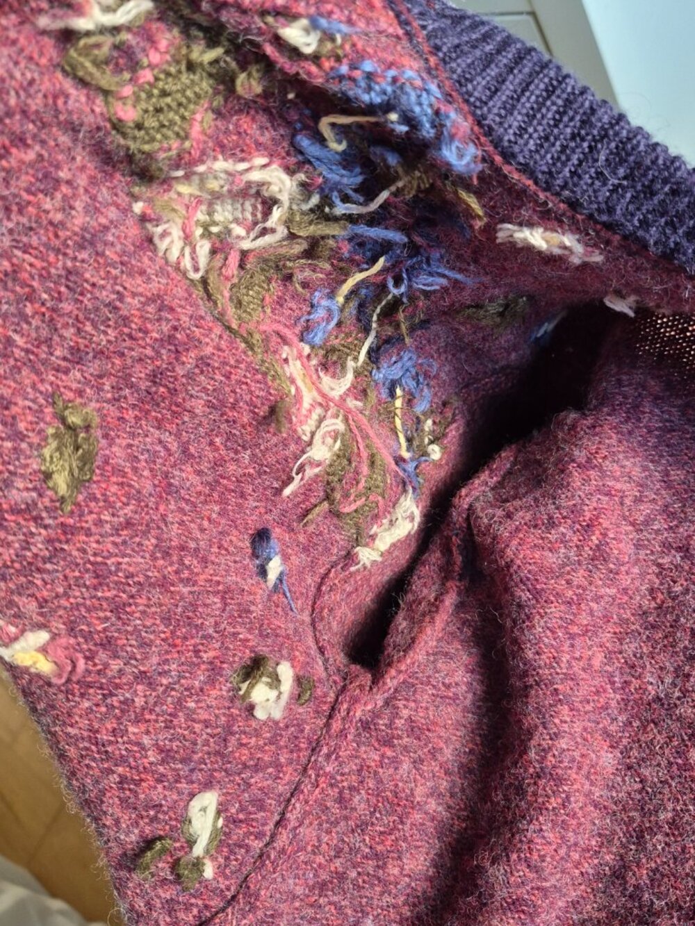 Northern Reflections Vintage Wool Floral Embroidered Cardigan Sweater L/G - Picture 11 of 11